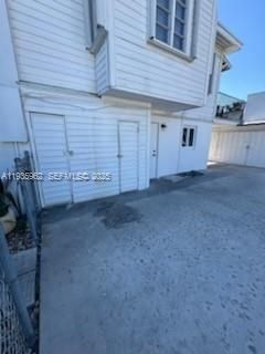 290 NW 45th Ave, Miami FL 33126