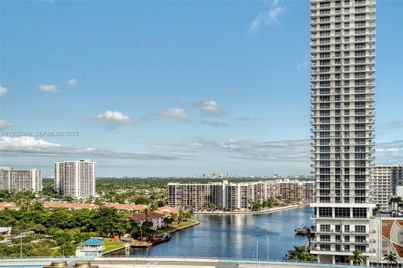 1833 S Ocean Dr # 1709, Hallandale Beach FL 33009