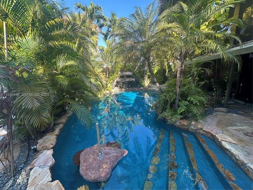 3117 NE 31st Ave, Lighthouse Point FL 33064