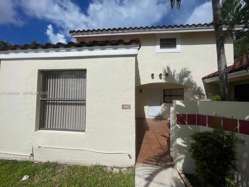 1400 San Remo Cir # 1400, Homestead FL 33035