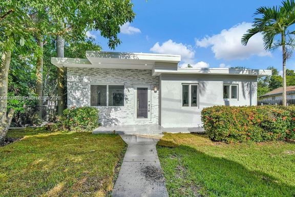 7902 SW 67th Ave, South Miami FL 33143