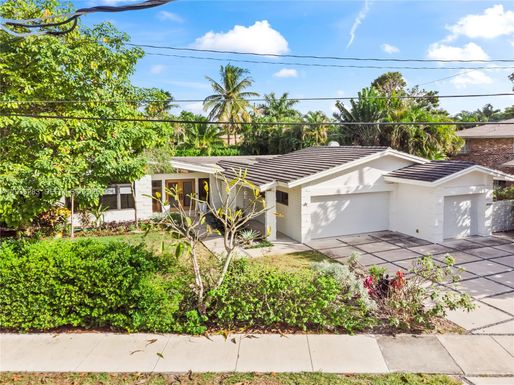 2132 Middle River Dr, Fort Lauderdale FL 33305