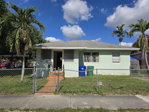 401 NW 33rd Ave, Miami FL 33125