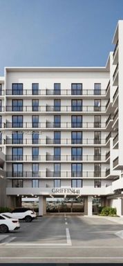 4465 SE Griffin Rd # 001, Hollywood FL 33314