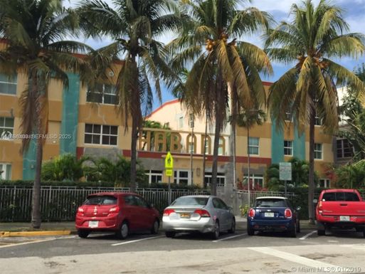 1308 Drexel Ave # 202, Miami Beach FL 33139