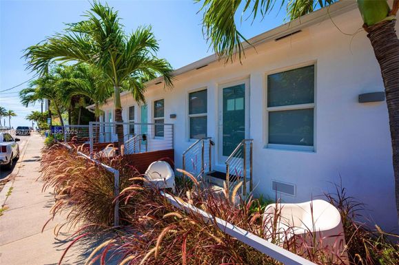 334 Oregon St, Hollywood FL 33019