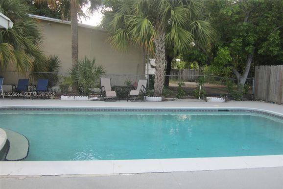 2019 Fletcher St # 6, Hollywood FL 33020