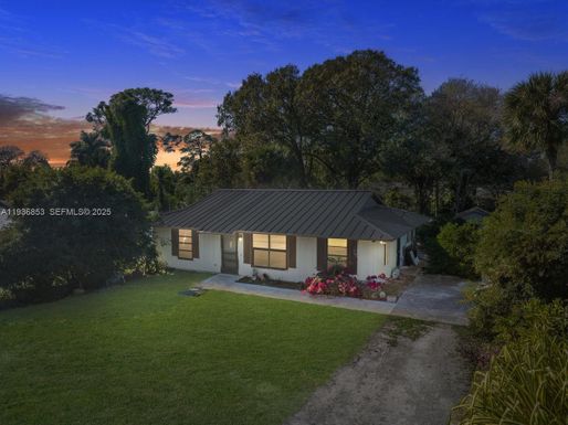 2135 79th Ct, Vero Beach FL 32966