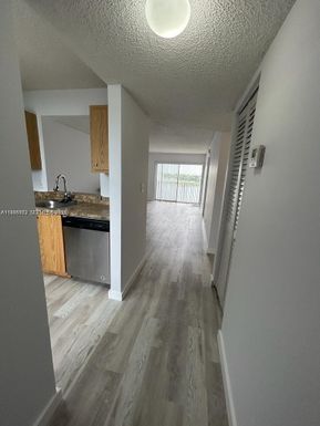 8600 N Sherman Cir # 406, Miramar FL 33025