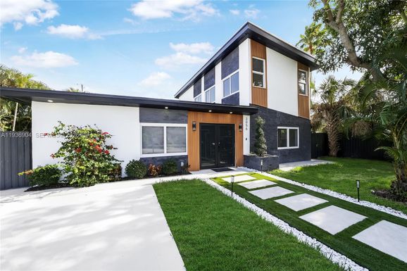3056 NE 14th Ave, Oakland Park FL 33334