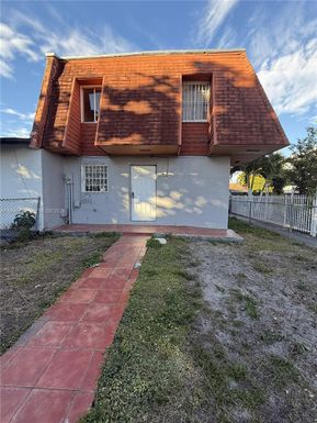 4541 NW 190th St, Miami Gardens FL 33055