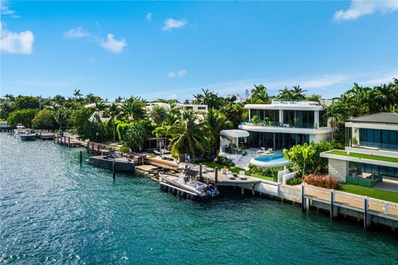 503 E Dilido Dr, Miami Beach FL 33139