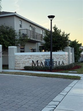 818 SE 19th St # 818, Homestead FL 33034