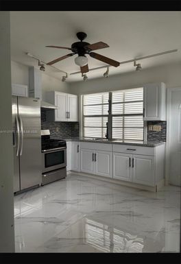 3101 SW 22nd Ct # 2, Fort Lauderdale FL 33312