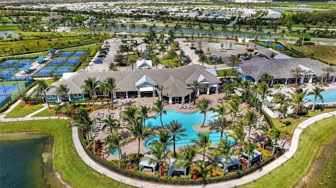 13723 SW Gingerline Dr, Port St. Lucie FL 34987