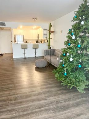 2001 Atlantic Shores Blvd # 415, Hallandale Beach FL 33009