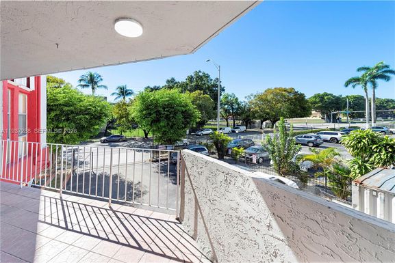 1750 W 46th St # 210, Hialeah FL 33012