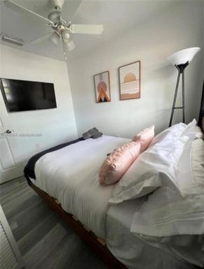 1542 NW 35th St # 2, Miami FL 33142