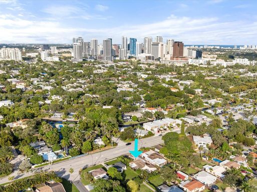 700 SW 12th St, Fort Lauderdale FL 33315