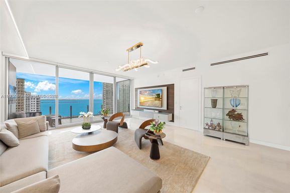 300 Biscayne Blvd Way # 2703, Miami FL 33131