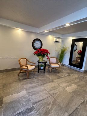 6080 NW 44th St # 107, Lauderhill FL 33319