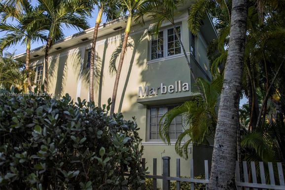 1561 Lenox Ave # 10, Miami Beach FL 33139