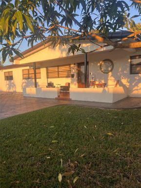 3411 SW 121st Ave, Miami FL 33175