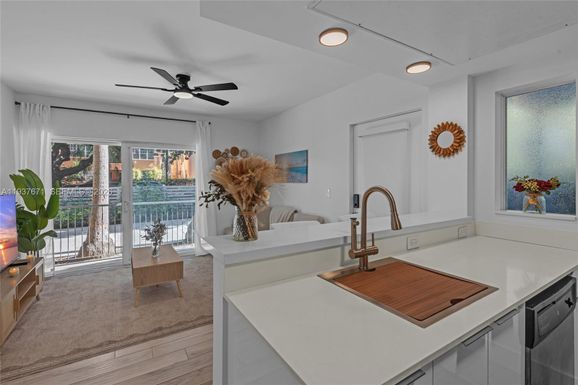 740 Meridian Ave # 11, Miami Beach FL 33139