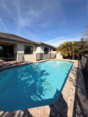 5026 Piaffe Dr, Lake Worth FL 33467