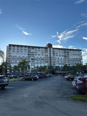 3850 Washington St # 314, Hollywood FL 33021