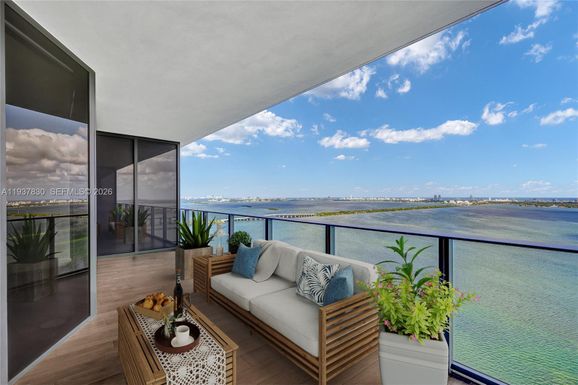 700 NE 24 # 2906, Miami FL 33137