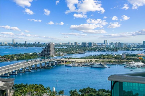 900 Biscayne Blvd # 2910, Miami FL 33132