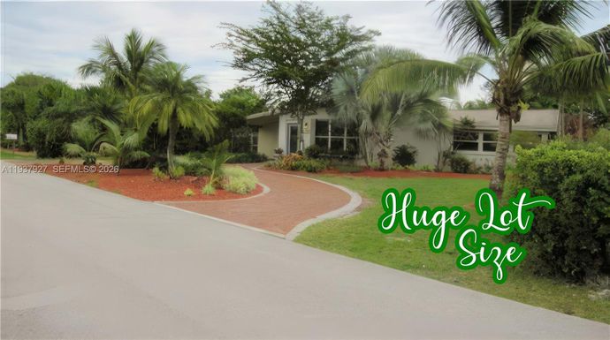 12501 SW 90th Ave, Miami FL 33176