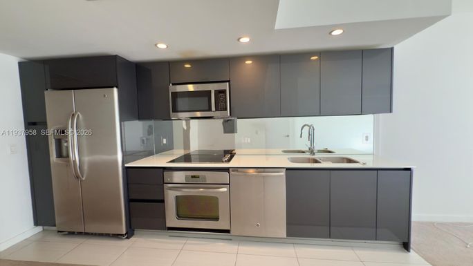 31 SE 6th St # 503, Miami FL 33131