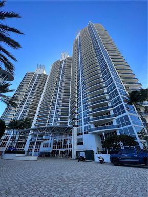 400 Alton Rd # 3007, Miami Beach FL 33139