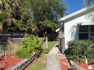 429 49th St # 2, West Palm Beach FL 33407
