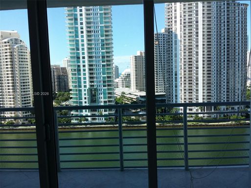 325 S BISCAYNE BL # 1819, Miami FL 33131