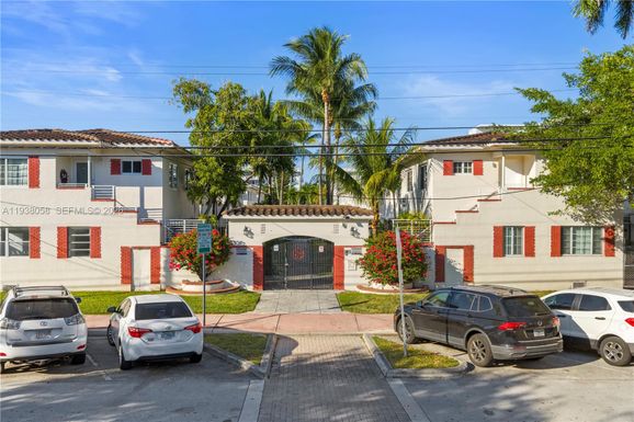 1203 Marseille Dr # 21, Miami Beach FL 33141