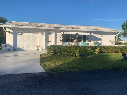 1801 SW 22nd Way, Boynton Beach FL 33426