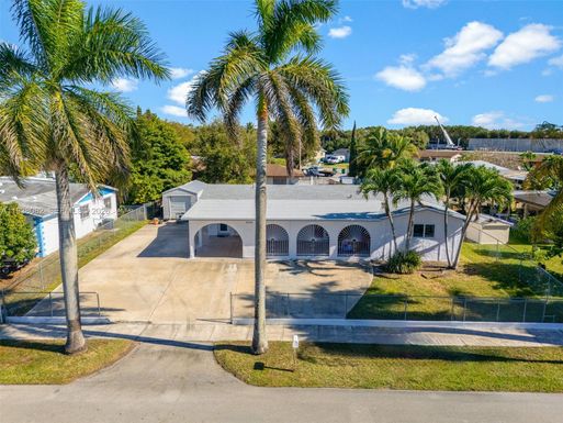 30031 SW 145th Ct, Homestead FL 33033