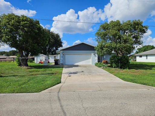 126 NE Citrus Rd, Lake Placid FL 33852