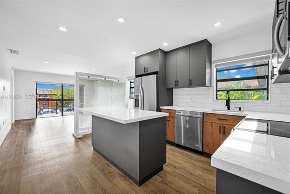 6215 W 24th Ave # 7, Hialeah FL 33016