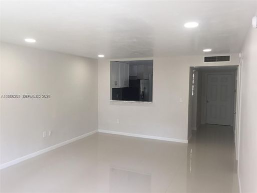 1550 NE 191st St # 309, Miami FL 33179