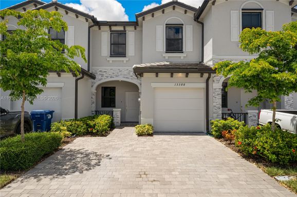 13388 SW 286th St, Homestead FL 33033
