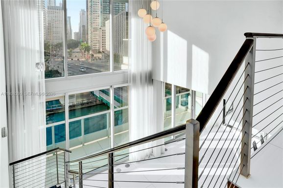 200 Biscayne Boulevard Way # 503, Miami FL 33131