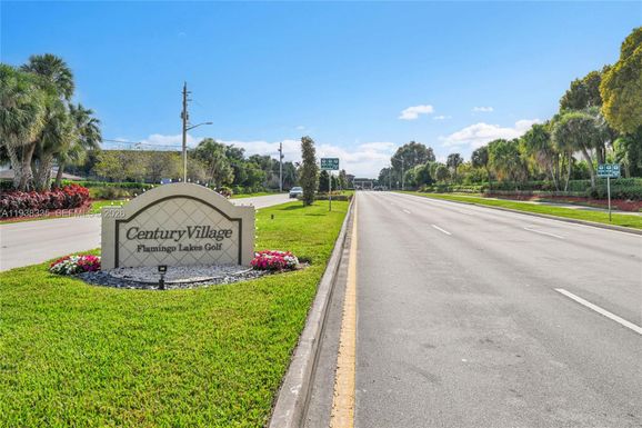 701 SW 142nd Ave # 104S, Pembroke Pines FL 33027