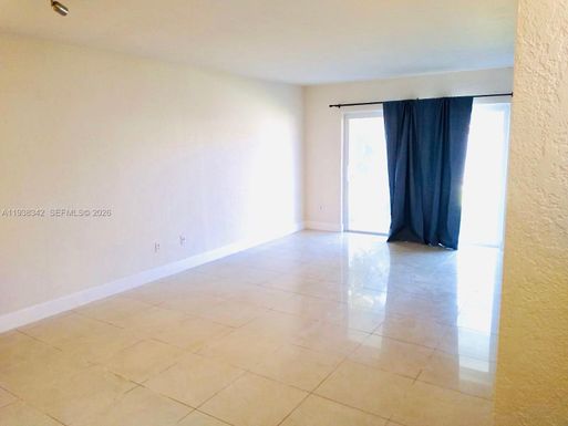 7410 SW 82 ST # 108, Miami FL 33143