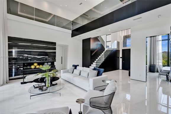 17811 SW 58th St, Southwest Ranches FL 33331