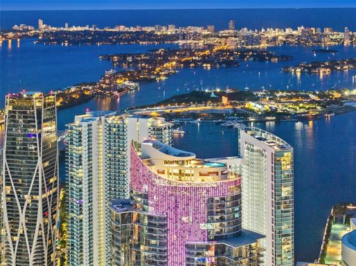 851 NE 1st Ave # 2809, Miami FL 33132