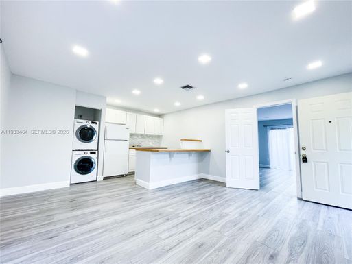 1826 My Place, West Palm Beach FL 33417